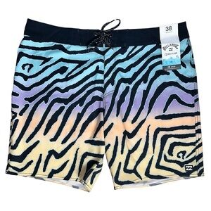 Billabong Sundays Pro Boardshort, 4-Way Performance Stretch, 19"‎  Outseam W 38